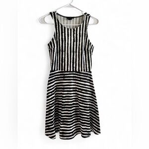 H&M Striped Fit & Flare Dress Black & White Party, NYE, Workwear Size S
